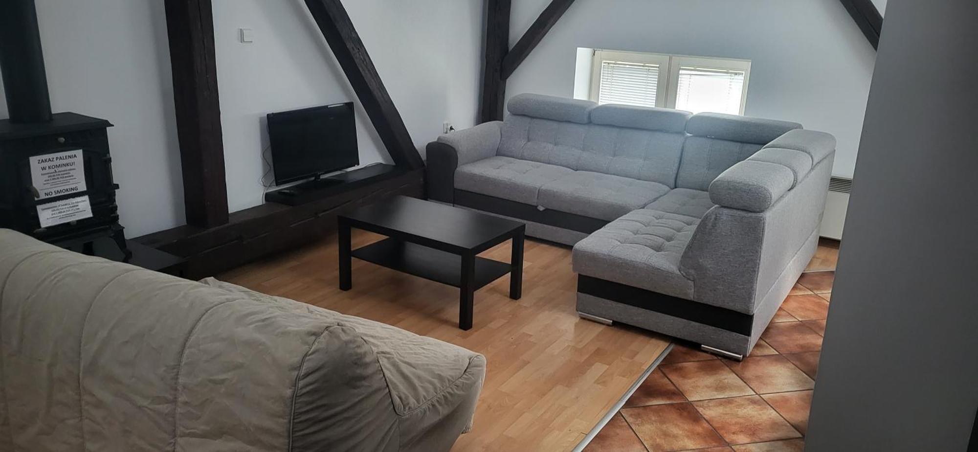 Apartment 777 2